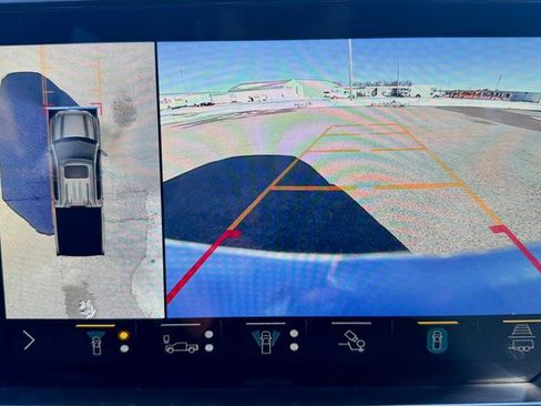 Used 2022 GMC Sierra 1500 SLT w/ SLT Premium Plus Package image 22