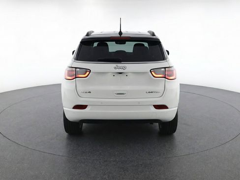 Used 2025 Jeep Compass Limited AWD/4WD image 7