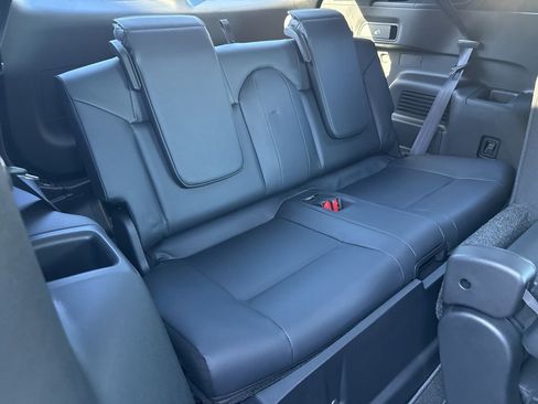 New 2026 Mitsubishi Outlander SEL FWD image 26