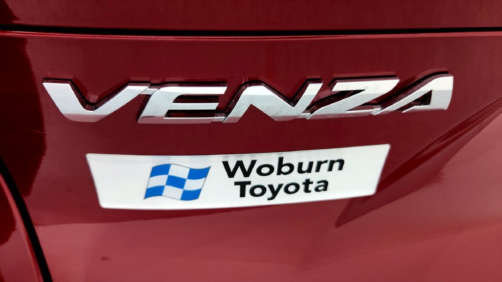 Certified 2024 Toyota Venza XLE AWD/4WD image 24