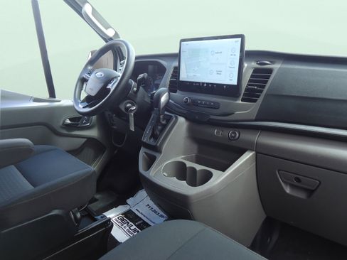 Used 2022 Ford Transit 350 XLT AWD/4WD image 22