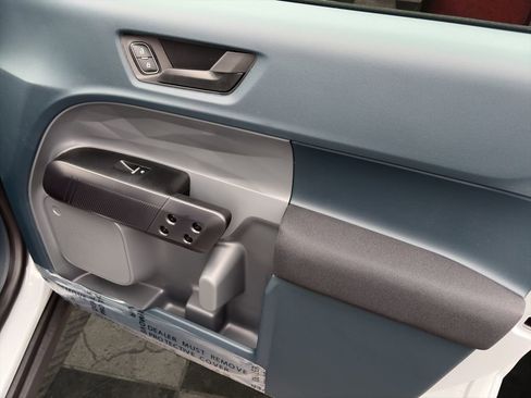 New 2026 Ford Maverick XL FWD image 9