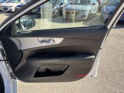 Used 2024 Kia Forte LXS image 14