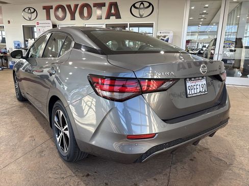 Used 2022 Nissan Sentra SV image 8