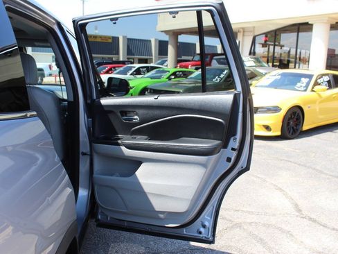 Used 2019 Honda Pilot EX-L image 13