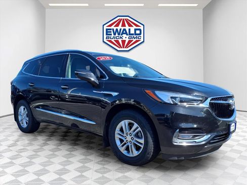 Used 2020 Buick Enclave Essence AWD/4WD image 2