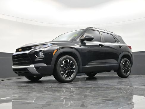 Used 2022 Chevrolet TrailBlazer LT w/ Convenience Package FWD image 20