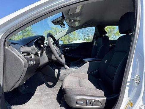 Used 2024 Chevrolet Malibu LT image 20