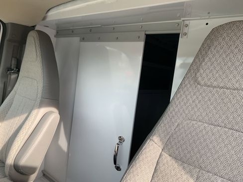 New 2025 GMC Savana 3500 w/ Power Convenience Package RWD image 44