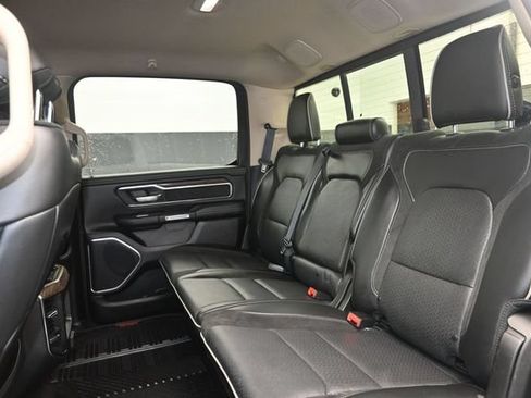 Used 2019 RAM 1500 Laramie AWD/4WD image 11