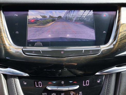 Used 2020 Cadillac XT6 Premium Luxury image 51