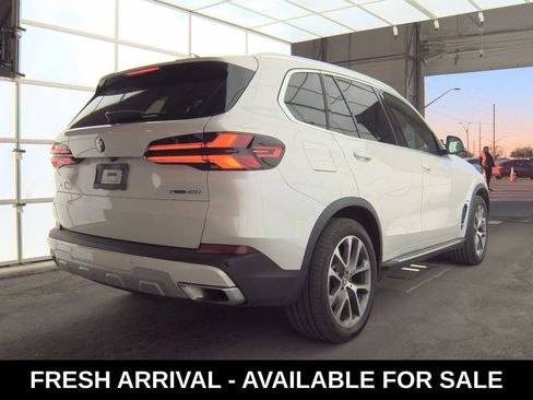 Used 2025 BMW X5 xDrive40i w/ Climate Comfort Package image 5