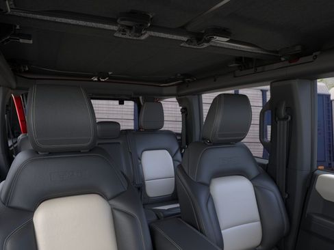 New 2026 Ford Bronco Outer Banks AWD/4WD image 13