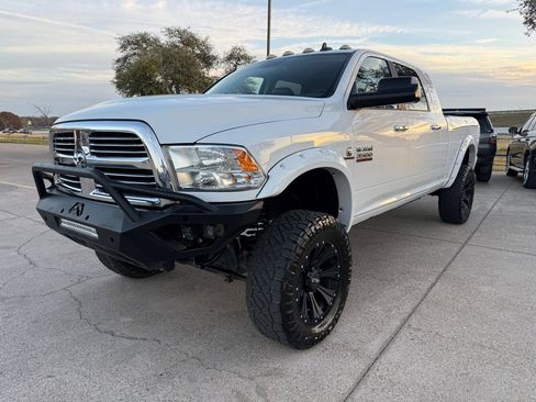 Used 2017 RAM 3500 Lone Star image 3