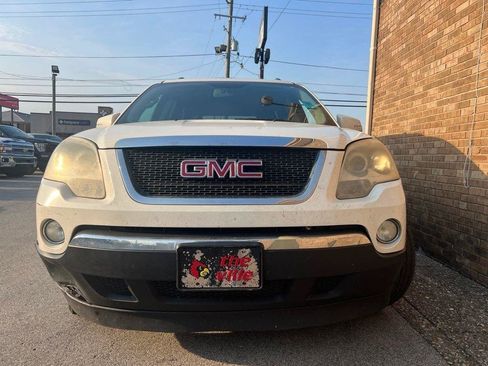 Used 2010 GMC Acadia SLT FWD image 2