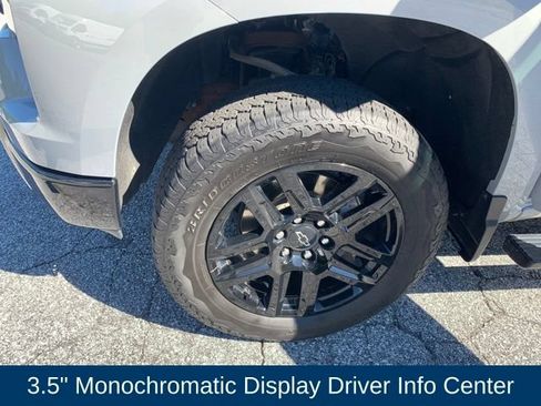 Used 2025 Chevrolet Silverado 1500 Custom Trail Boss w/ Dark Appearance Package AWD/4WD image 42