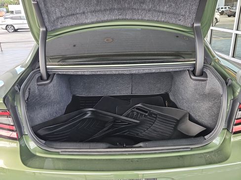 Used 2022 Dodge Charger SRT Hellcat w/ Carbon/Suede Interior Package image 7