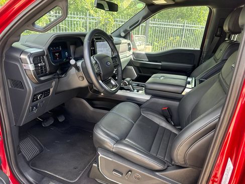 Used 2025 Ford F150 Platinum w/ Equipment Group 702A High AWD/4WD image 9