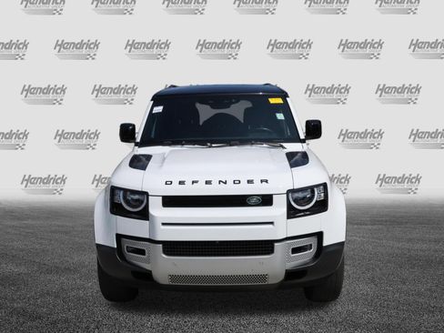Used 2023 Land Rover Defender 110 S AWD/4WD image 3