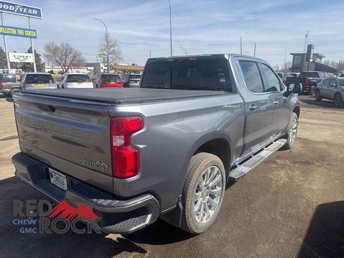 Used 2021 Chevrolet Silverado 1500 High Country w/ Technology Package AWD/4WD image 11