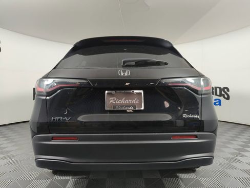 New 2026 Honda HR-V LX image 4