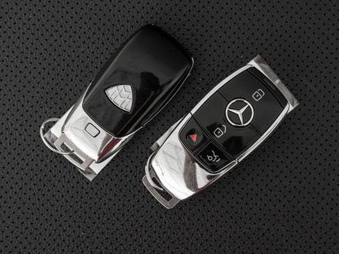 Used 2024 Mercedes-Benz Maybach GLS 600 4MATIC image 21