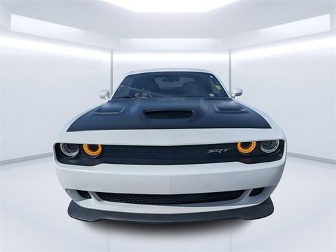 Used 2016 Dodge Challenger SRT Hellcat image 8