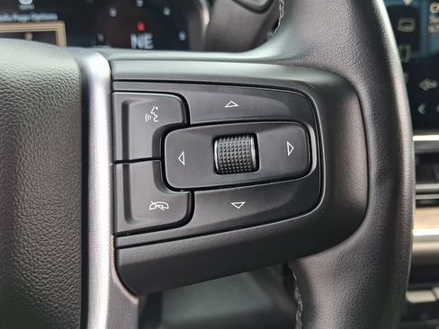Certified 2025 GMC Sierra 1500 SLT AWD/4WD image 22