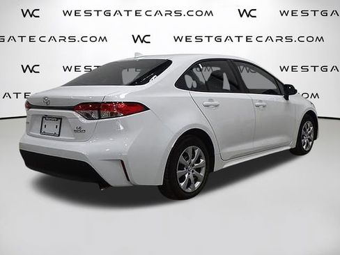 Used 2024 Toyota Corolla LE image 42