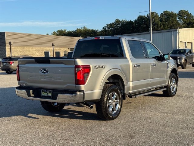 Used 2025 Ford F150 XLT w/ Equipment Group 301A Standard AWD/4WD image 4