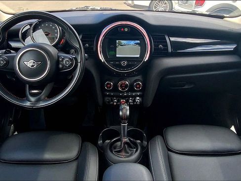Used 2019 MINI Cooper S w/ Signature Upholstery Package image 15