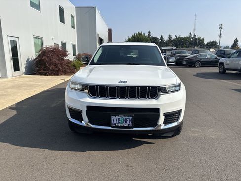 Certified 2021 Jeep Grand Cherokee L Limited w/ Trailer Tow Group (B) AWD/4WD image 8