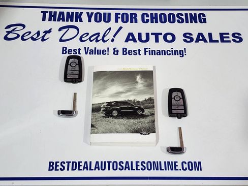 Used 2020 Ford Escape Titanium FWD image 39