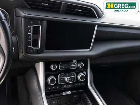 Used 2021 GMC Yukon Denali w/ Denali Premium Package AWD/4WD image 14
