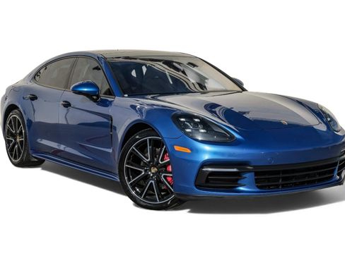 Used 2018 Porsche Panamera 4 w/ Sport Chrono Package image 6