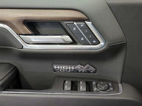 Used 2024 Chevrolet Silverado 1500 High Country w/ Technology Package image 22