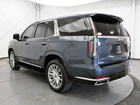 Used 2021 Cadillac Escalade Premium Luxury w/ Driver Assist Tech Package AWD/4WD image 5