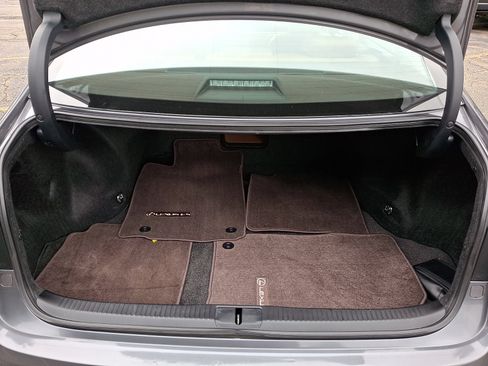 Used 2016 Lexus ES 350 w/ Premium Package w/Wood Trim FWD image 30