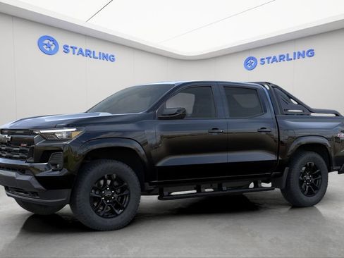 New 2026 Chevrolet Colorado Z71 w/ Midnight Edition image 2