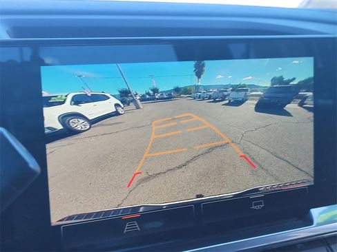 Used 2022 GMC Sierra 1500 Elevation image 18