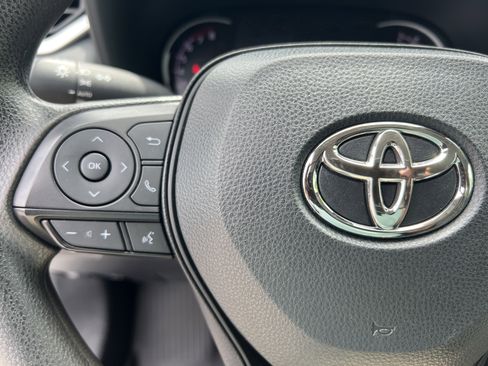 Certified 2024 Toyota RAV4 XLE FWD image 11