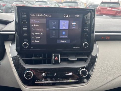 Used 2021 Toyota Corolla LE w/ Carpet Mat Package (TMS) image 13