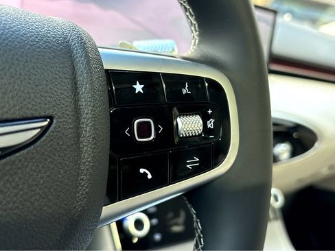 New 2026 Genesis GV70 2.5T Select AWD/4WD image 24