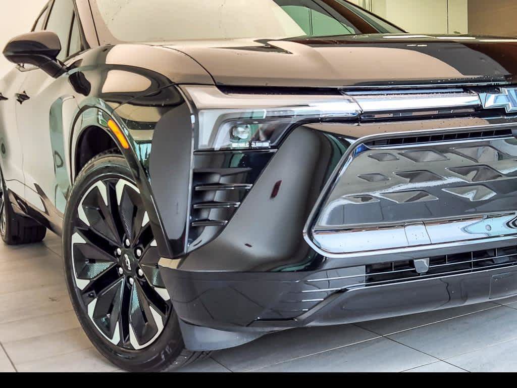Used 2024 Chevrolet Blazer EV RS AWD/4WD image 4