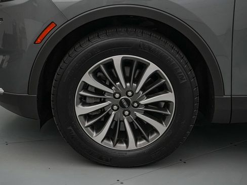 Used 2023 Lincoln Nautilus AWD image 10