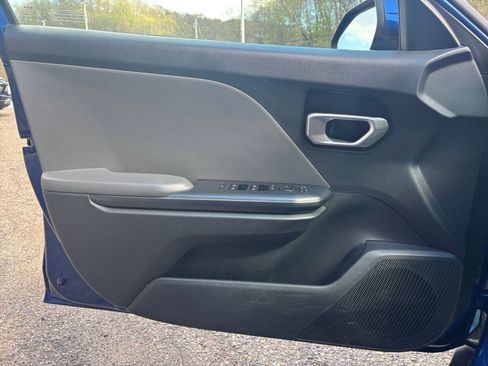 Used 2025 Kia K4 LXS image 18