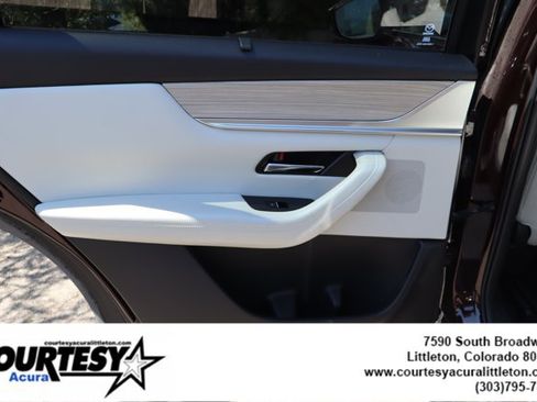 Used 2024 MAZDA CX-90 Plug-In Hybrid w/ Premium Plus AWD/4WD image 28