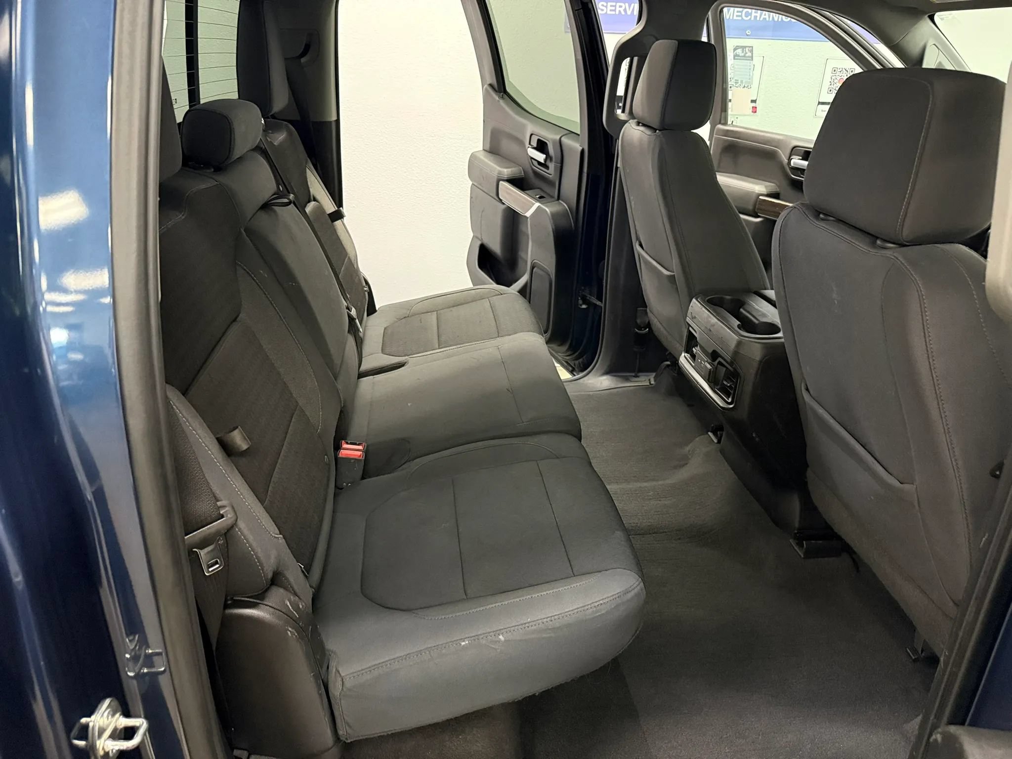 Used 2019 Chevrolet Silverado 1500 LT Trail Boss AWD/4WD image 12