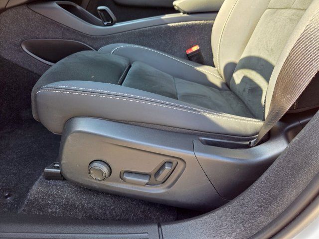 Certified 2023 Volvo C40 P8 Recharge Ultimate AWD/4WD image 10