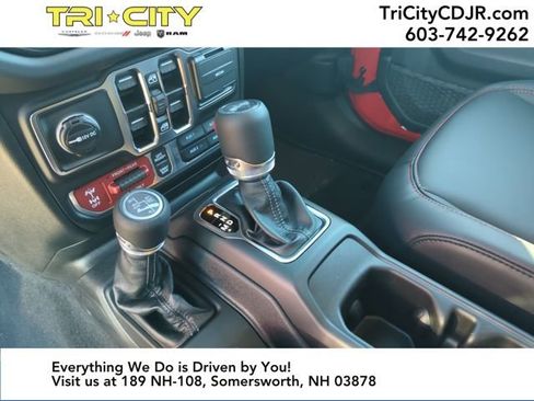 New 2026 Jeep Wrangler Unlimited Rubicon image 23